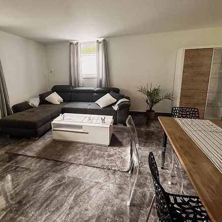 Gemuetliche Zentrale Unterkunft Mehring  Extérieur photo